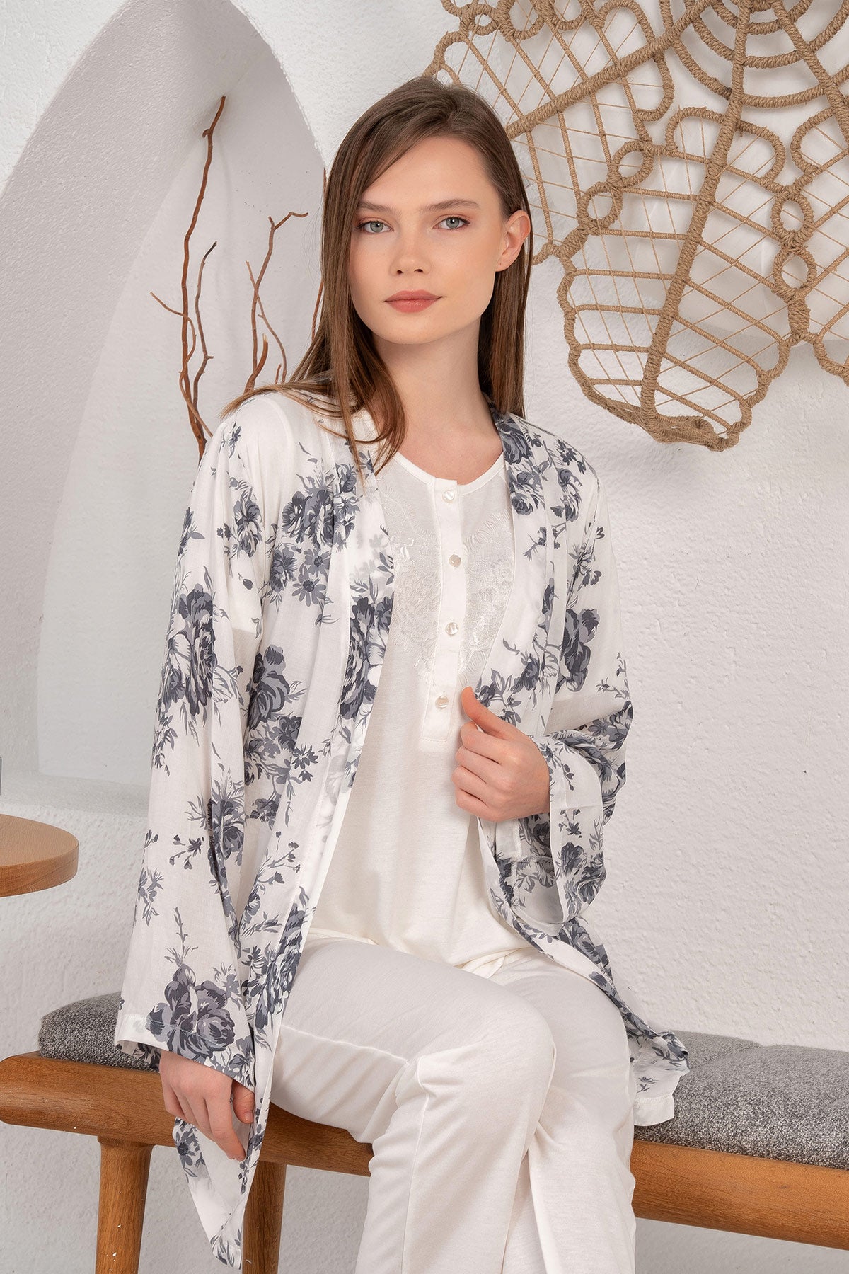 Çiçekli Sabahlıklı Güpürlü Yaka Lohusa Pijama Takımı - 24517