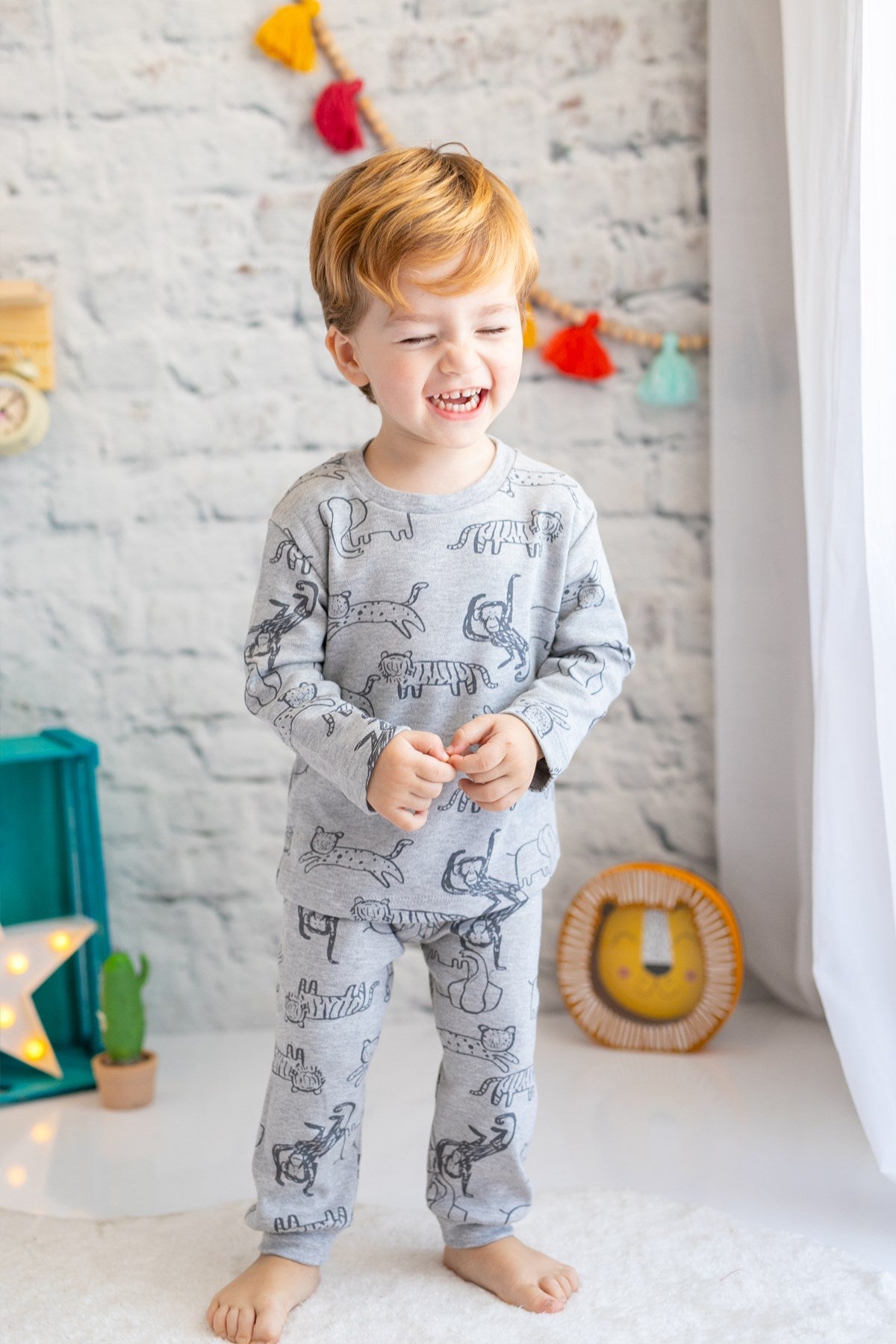 Erkek Çocuk Gri Hayvan Desenli Pijama Takımı-1