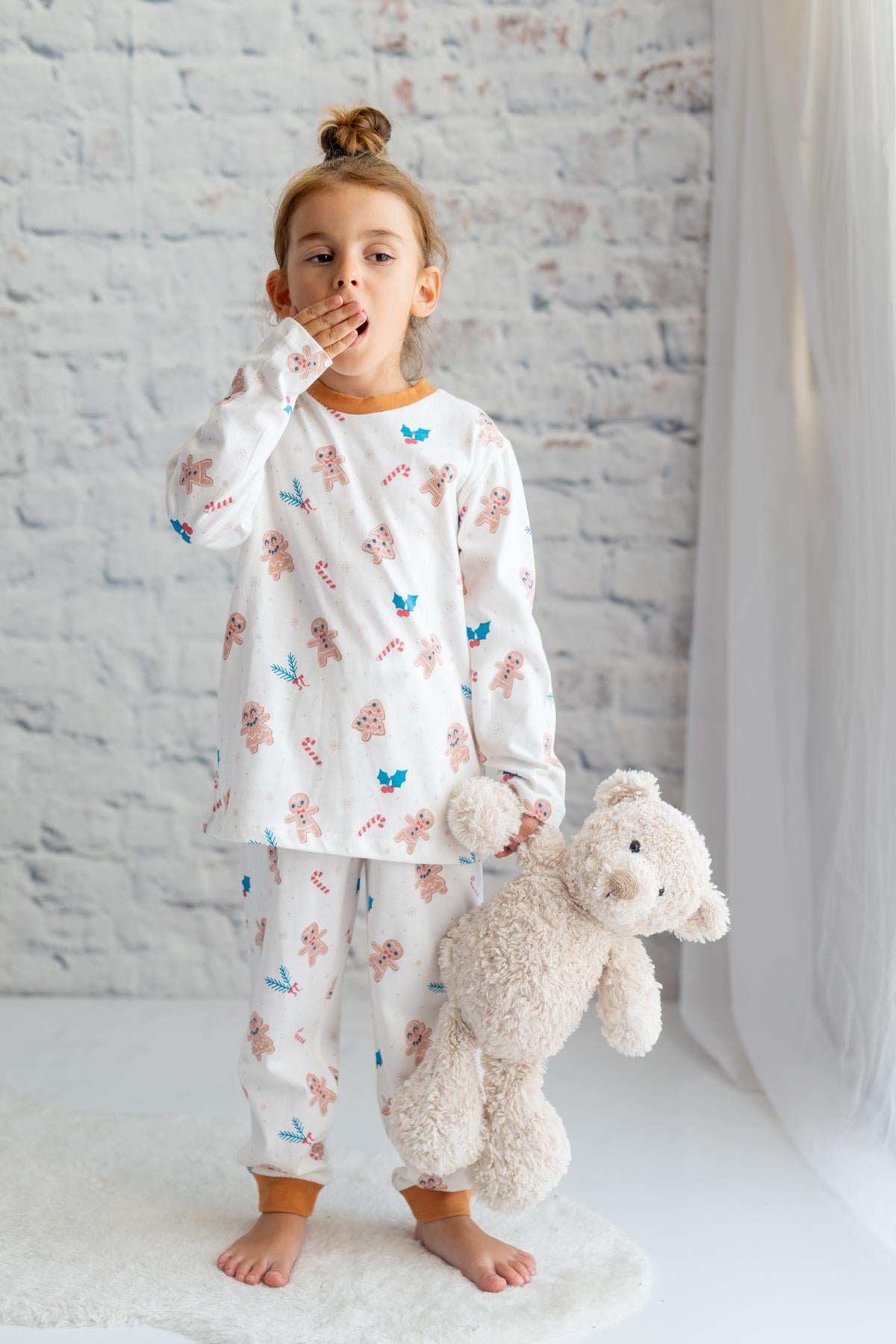 Kız Çocuk Kurabiye Desenli Pijama Takımı-1