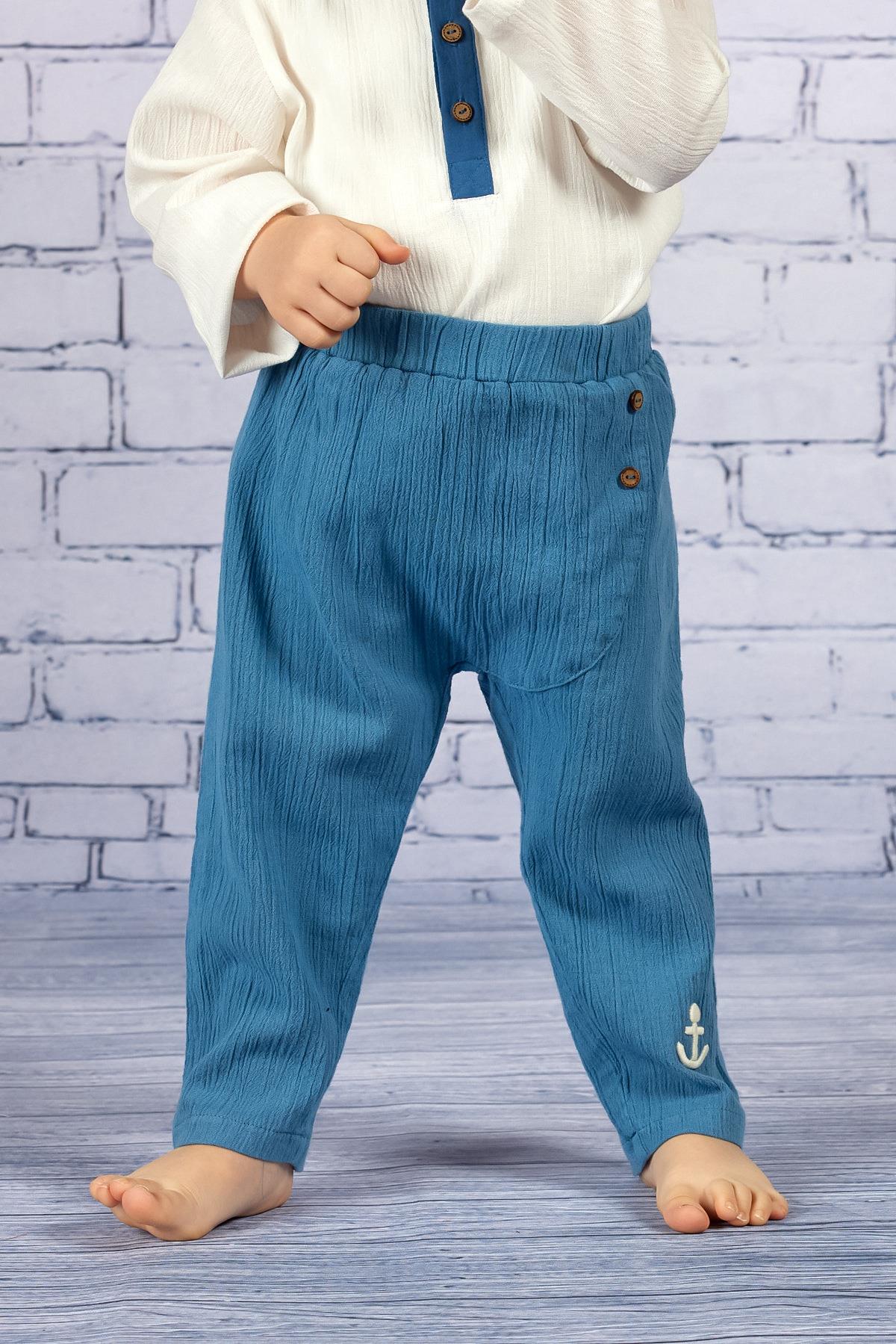 Erkek Bebek Çapa Nakış Detaylı Şile Bezi Pantolon-0