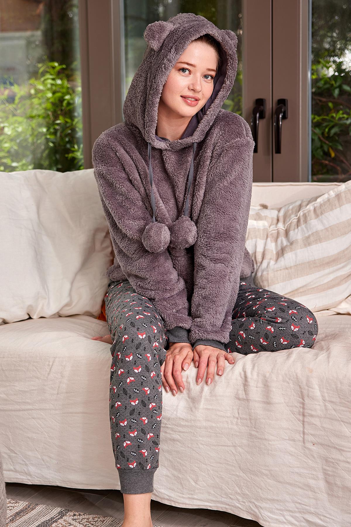 Kadın Peluş Pijama Takımı-1