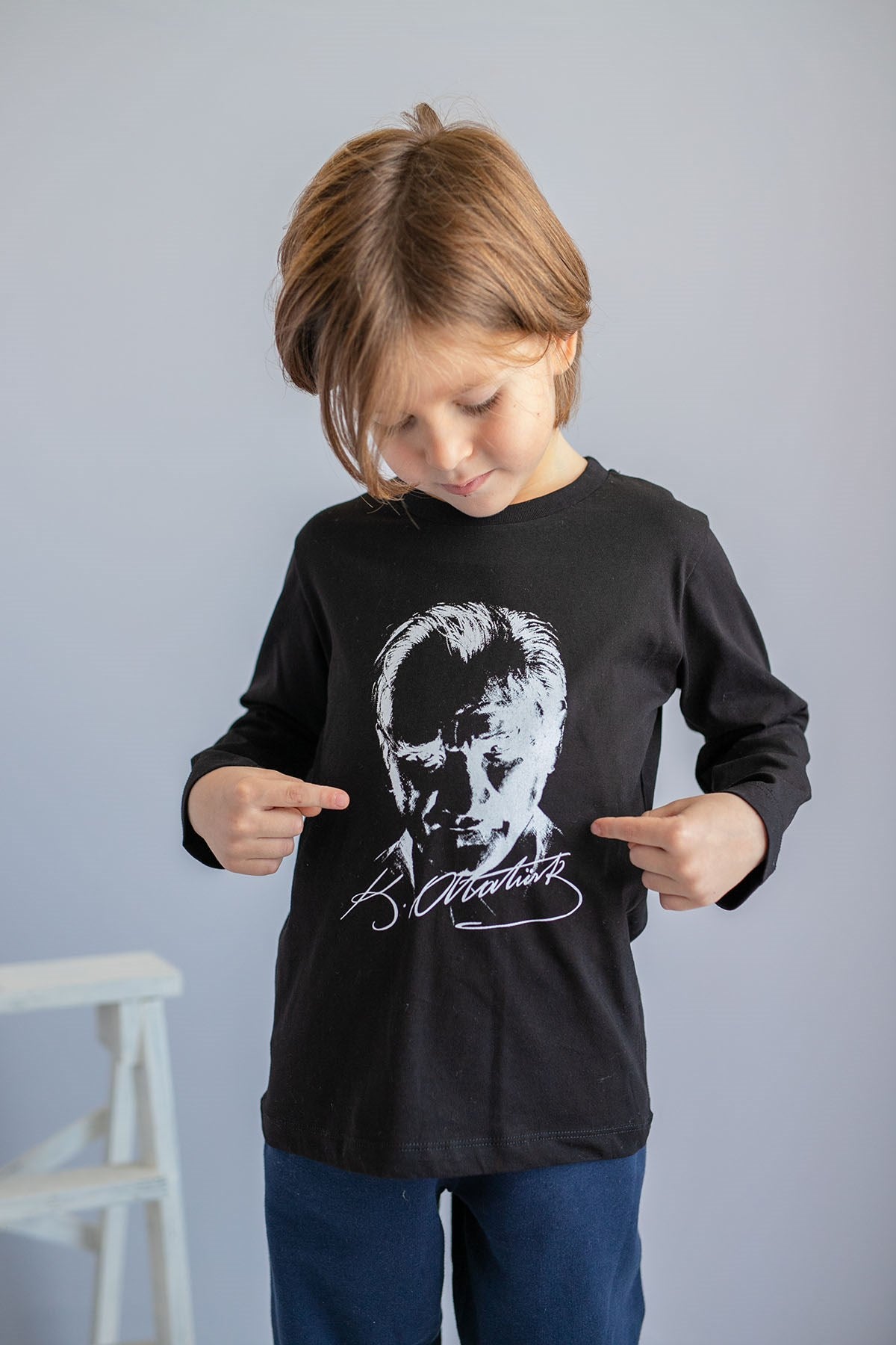 Unisex Çocuk Atatürk Baskılı Siyah Uzun Kollu T-Shirt (4-12yaş)-0